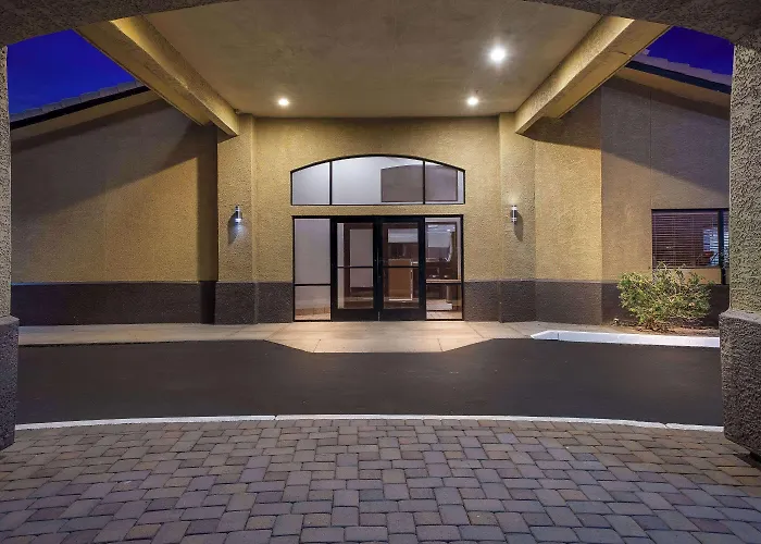 Days By Wyndham Hotel