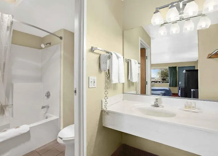Days By Wyndham Hotel Buckeye